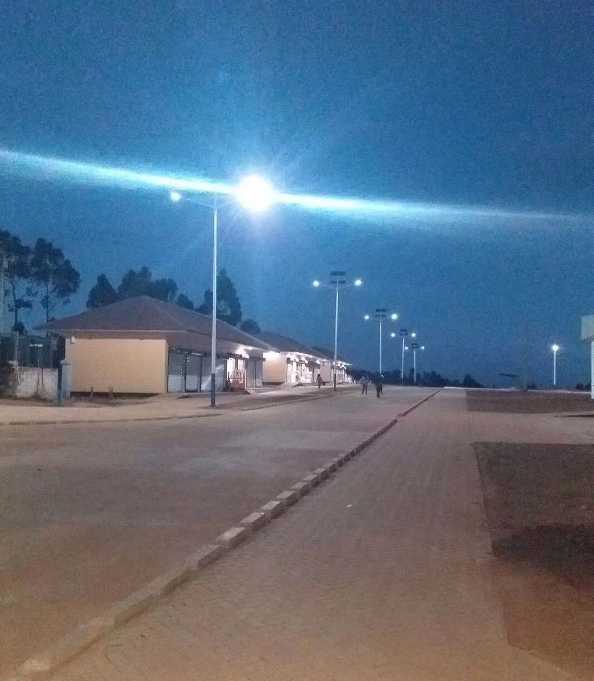 奉化区非洲科特迪瓦太阳能路灯工程